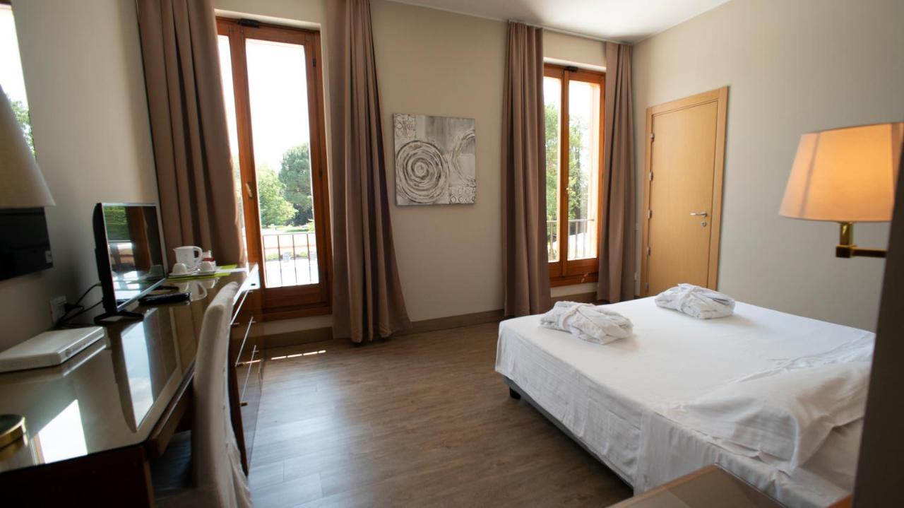 Hotel Dei Giardini 4*